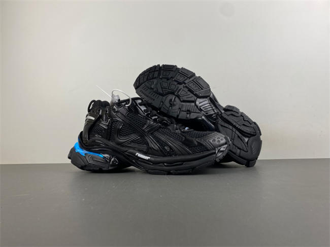 Ba1en*iaga runner led 853225-wrnld 1000