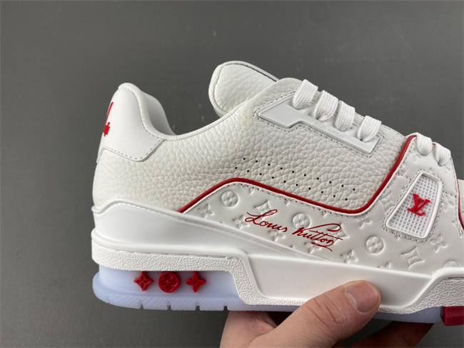 l0vis Vvtt0n lv trainer