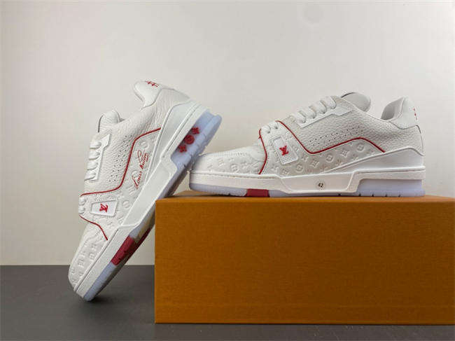 l0vis Vvtt0n lv trainer