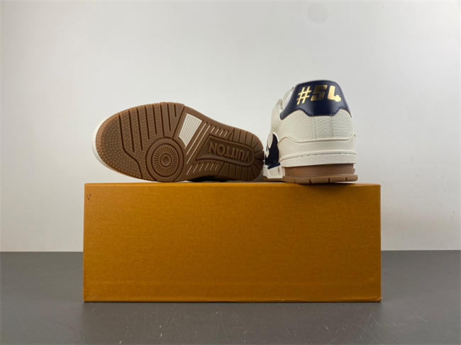 l0vis Vvtt0n lv trainer