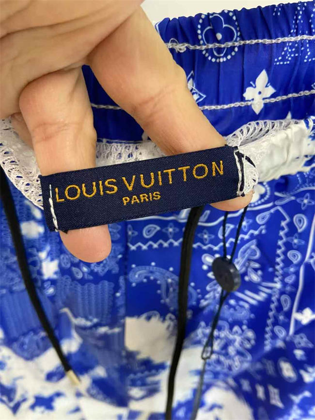 LV SHORTS