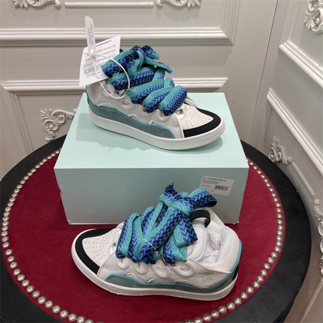 Lanu1n curb sneaker