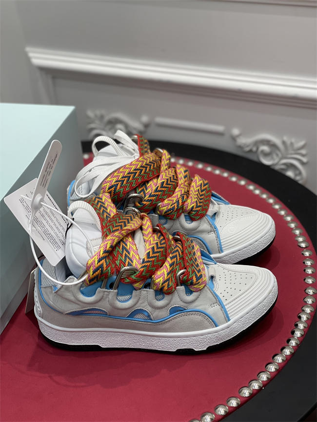 Lanu1n curb sneaker