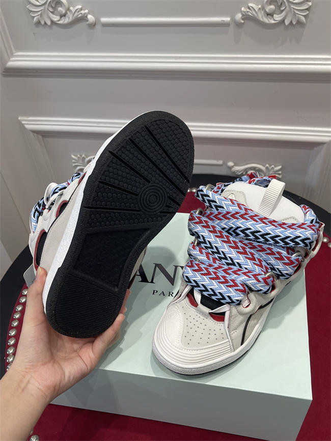 Lanu1n curb sneaker