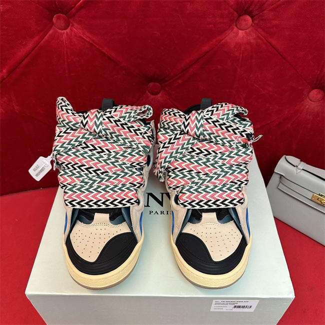 Lanu1n curb sneaker