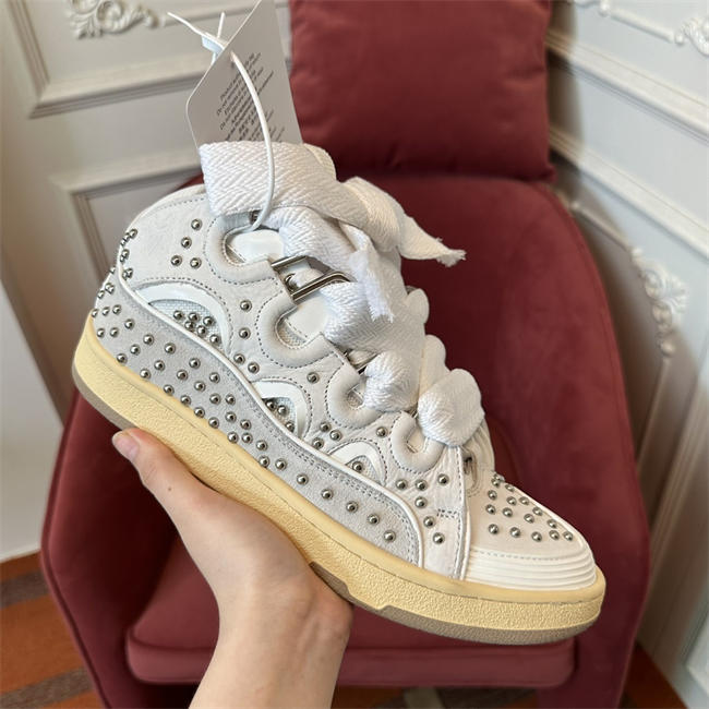 Lanu1n curb sneaker