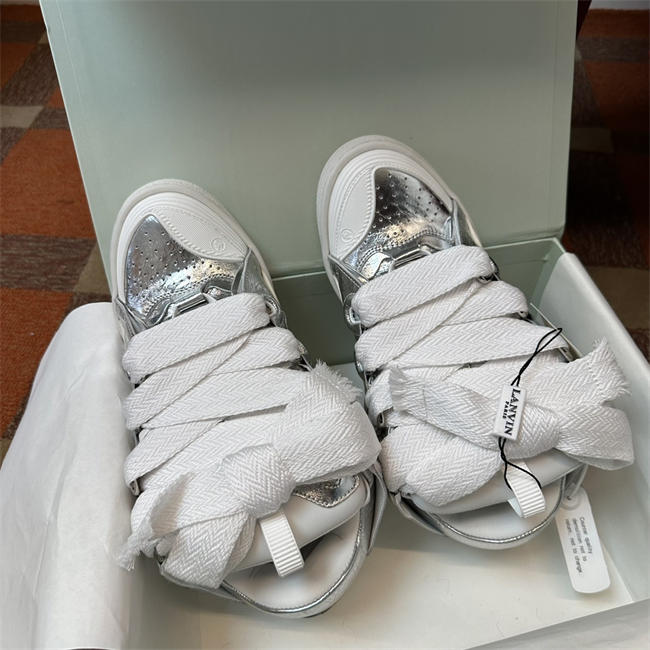 Lanu1n curb sneaker