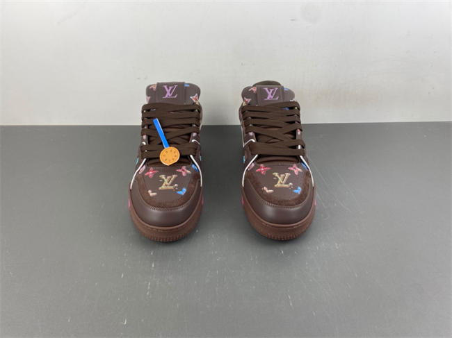 l0vis Vvtt0n lv trainer