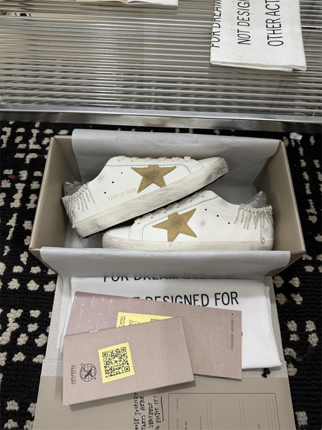 g01den G003e sneaker