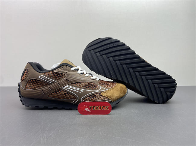 b0tt*ga Ven*ta sneaker