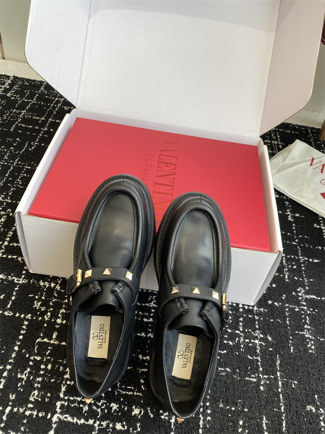 Va1e*ntin0 loafer