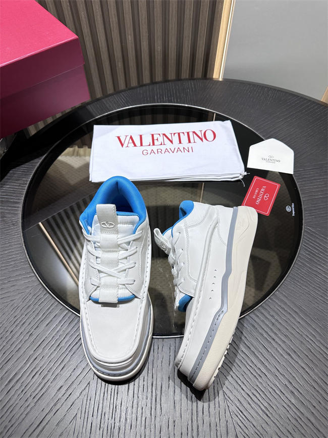 Va1e*ntin0 sneakers