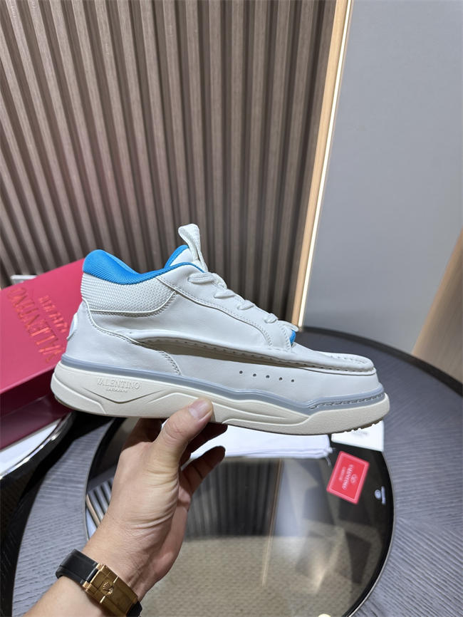 Va1e*ntin0 sneakers