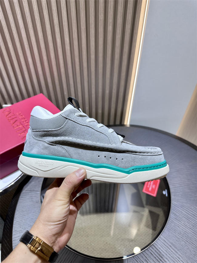 Va1e*ntin0 sneakers