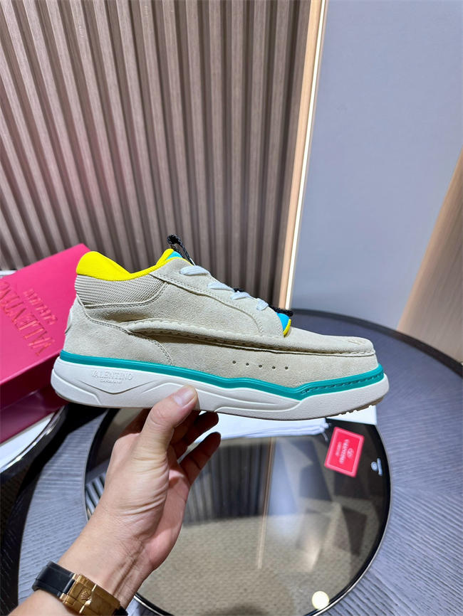 Va1e*ntin0 sneakers