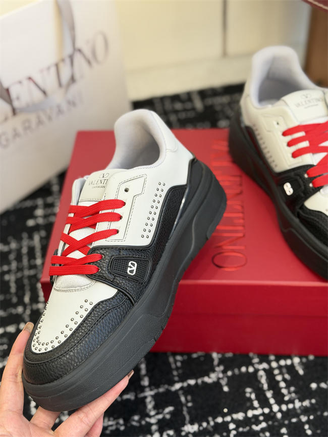 Va1e*ntin0 sneakers