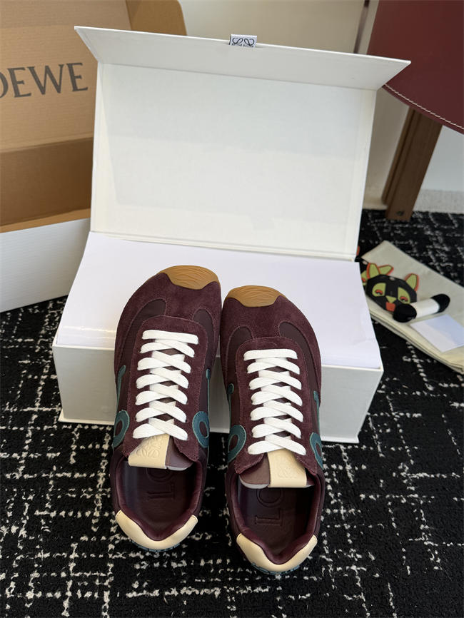 L0ew* sneaker