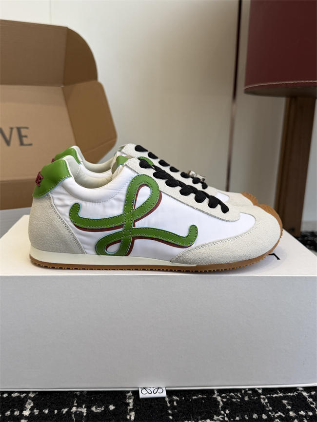 L0ew* sneaker