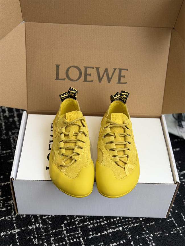 L0ew* sneaker