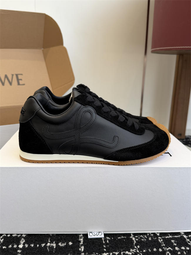 L0ew* sneaker