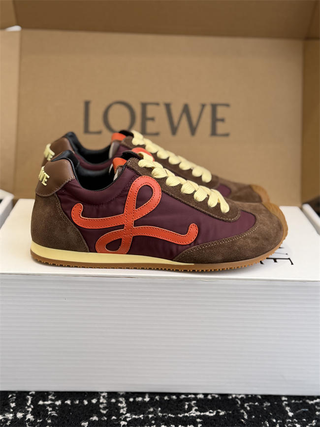 L0ew* sneaker