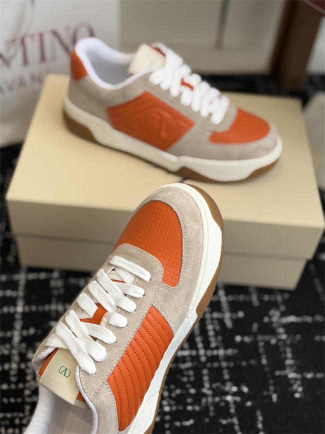 Va1e*ntin0 sneakers