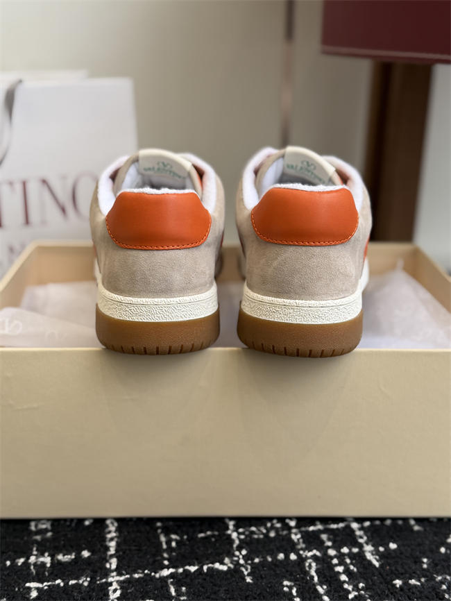 Va1e*ntin0 sneakers