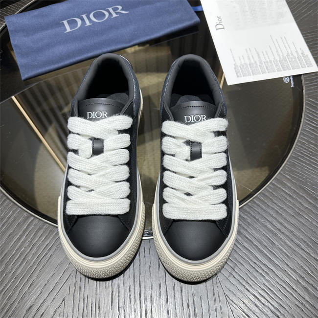 D10r b33 spin sneaker