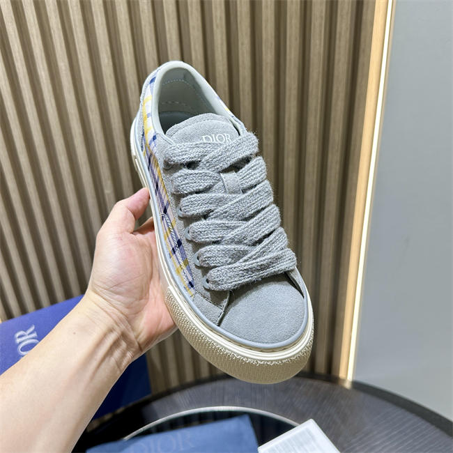 D10r b33 spin sneaker
