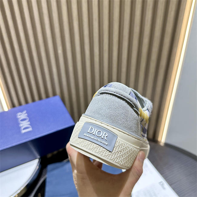 D10r b33 spin sneaker