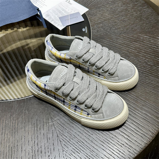 D10r b33 spin sneaker