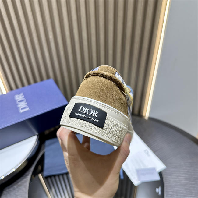 D10r b33 spin sneaker