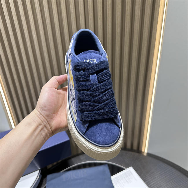 D10r b33 spin sneaker