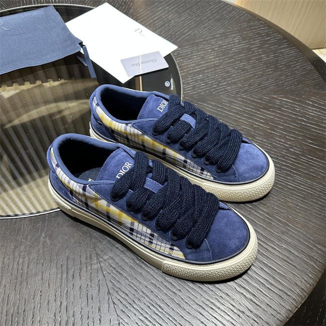 D10r b33 spin sneaker