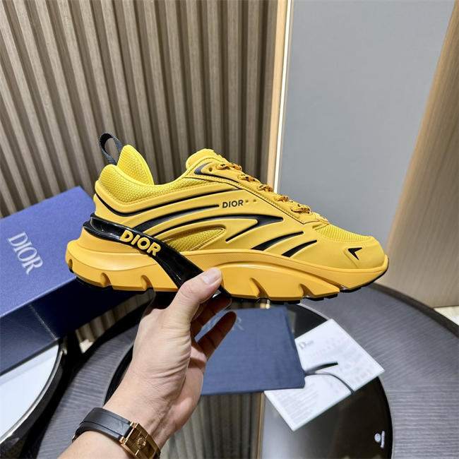 D10r b44 blade sneaker