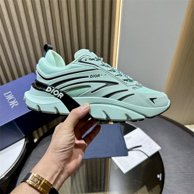 D10r b44 blade sneaker