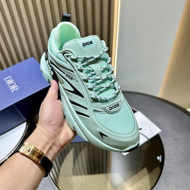 D10r b44 blade sneaker