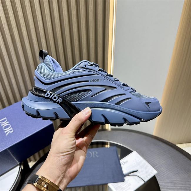 D10r b44 blade sneaker