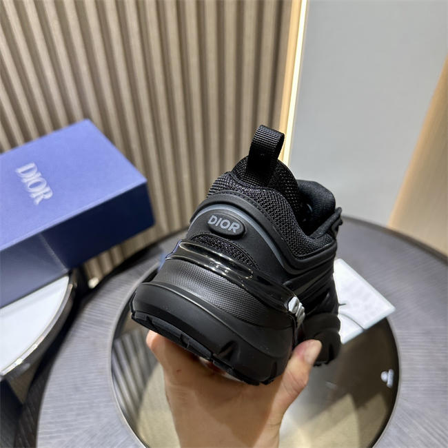D10r b44 blade sneaker