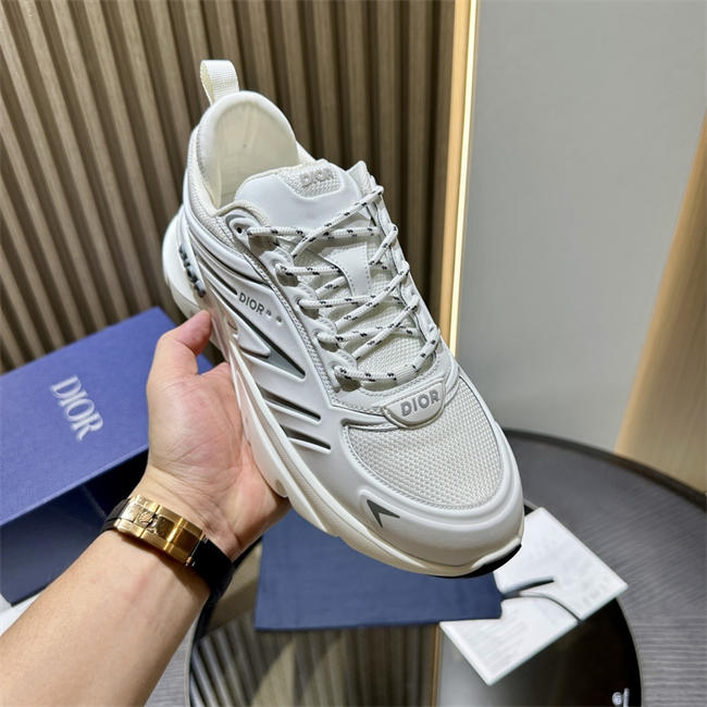 D10r b44 blade sneaker