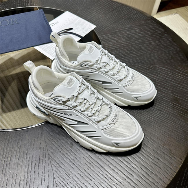 D10r b44 blade sneaker