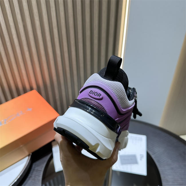 D10r b44 blade sneaker