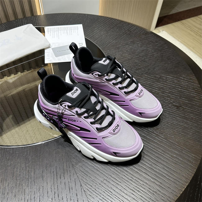 D10r b44 blade sneaker
