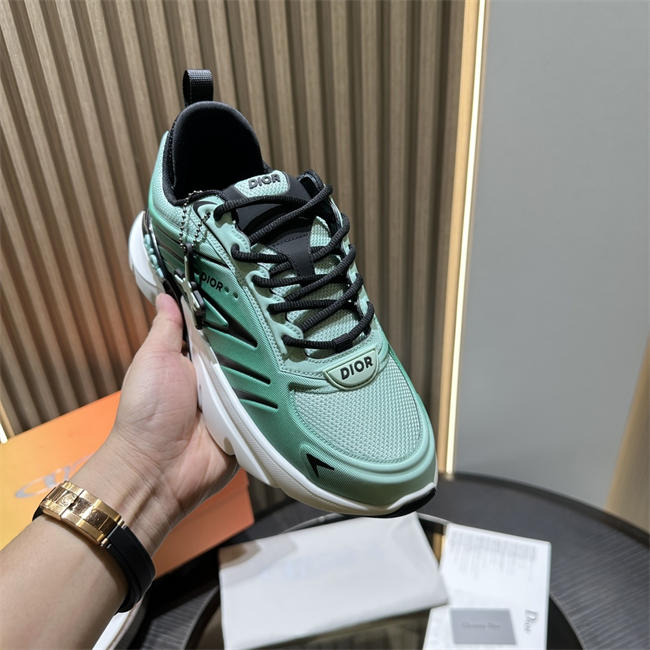 D10r b44 blade sneaker