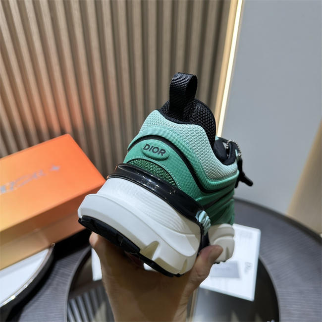 D10r b44 blade sneaker