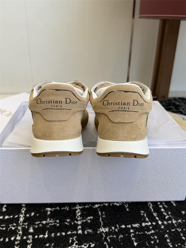 D10r sneaker