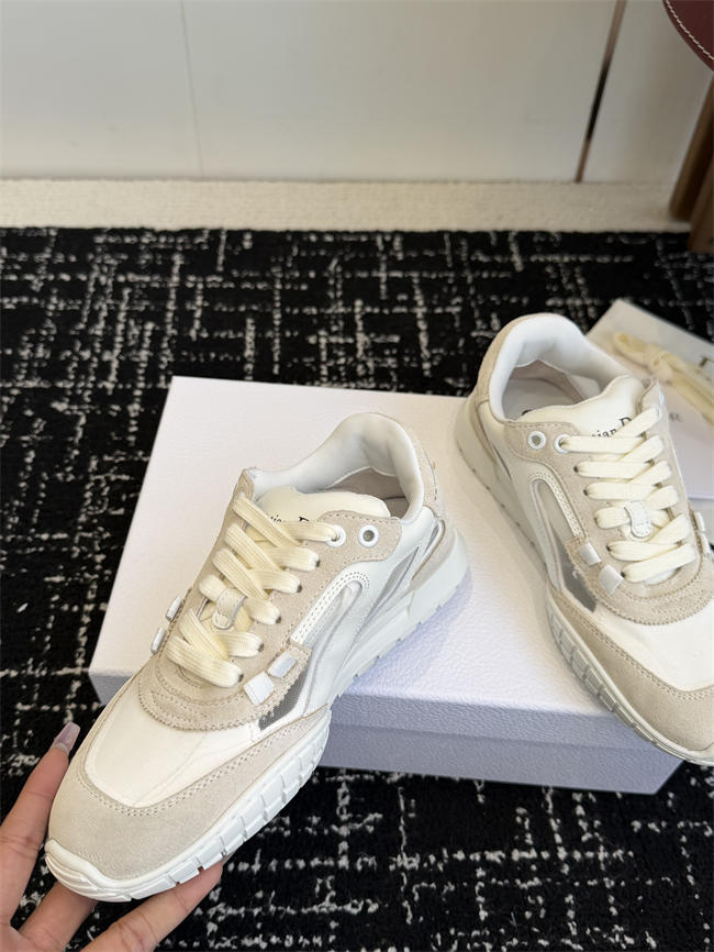 D10r sneaker