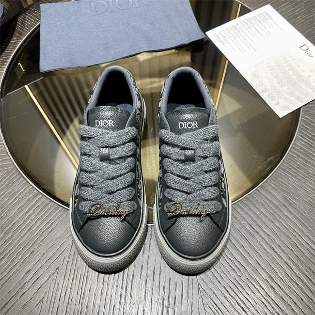 D10r sneaker