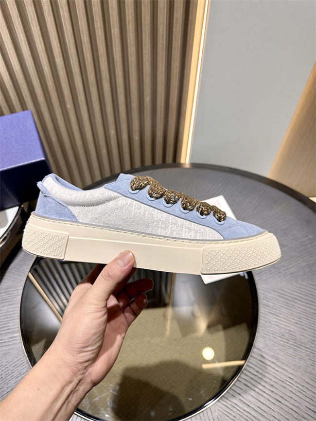 D10r sneaker