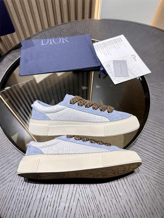 D10r sneaker